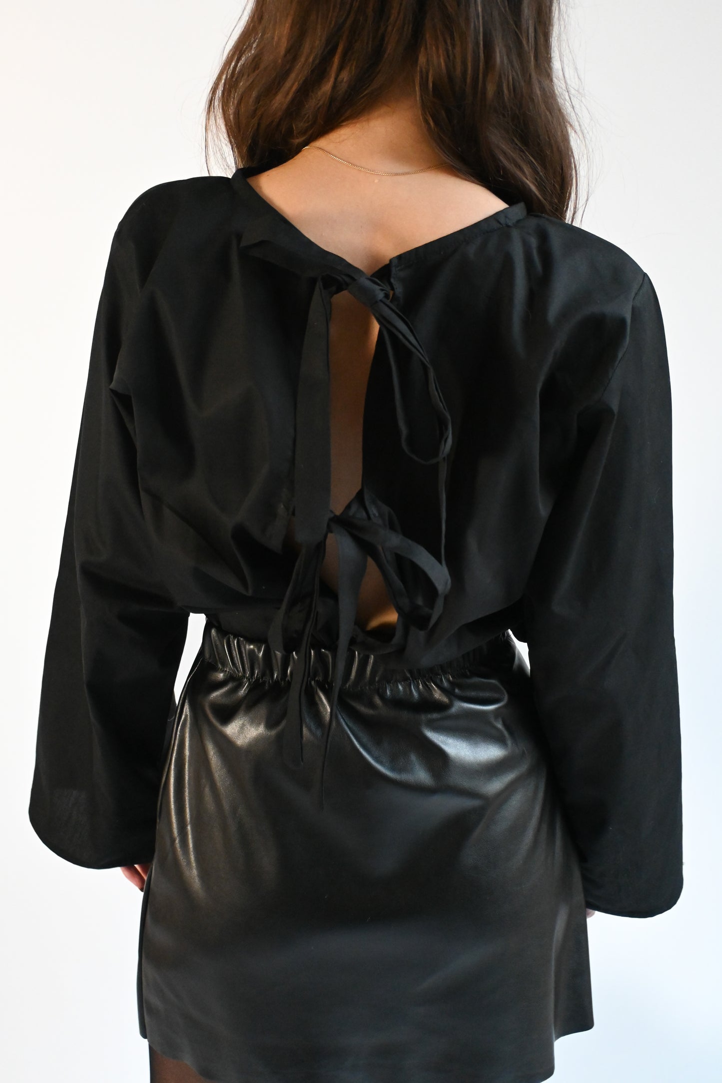 Meya top - black