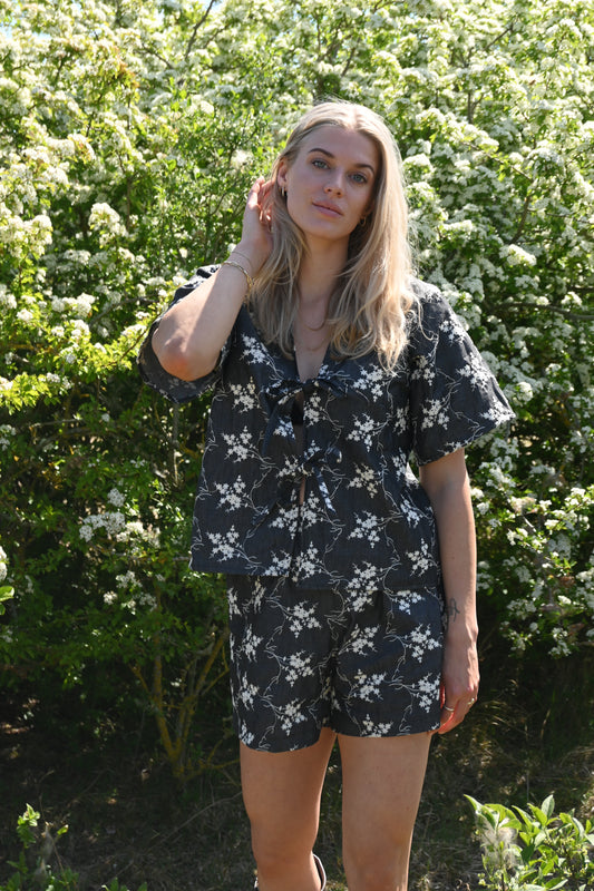 Layla top - black