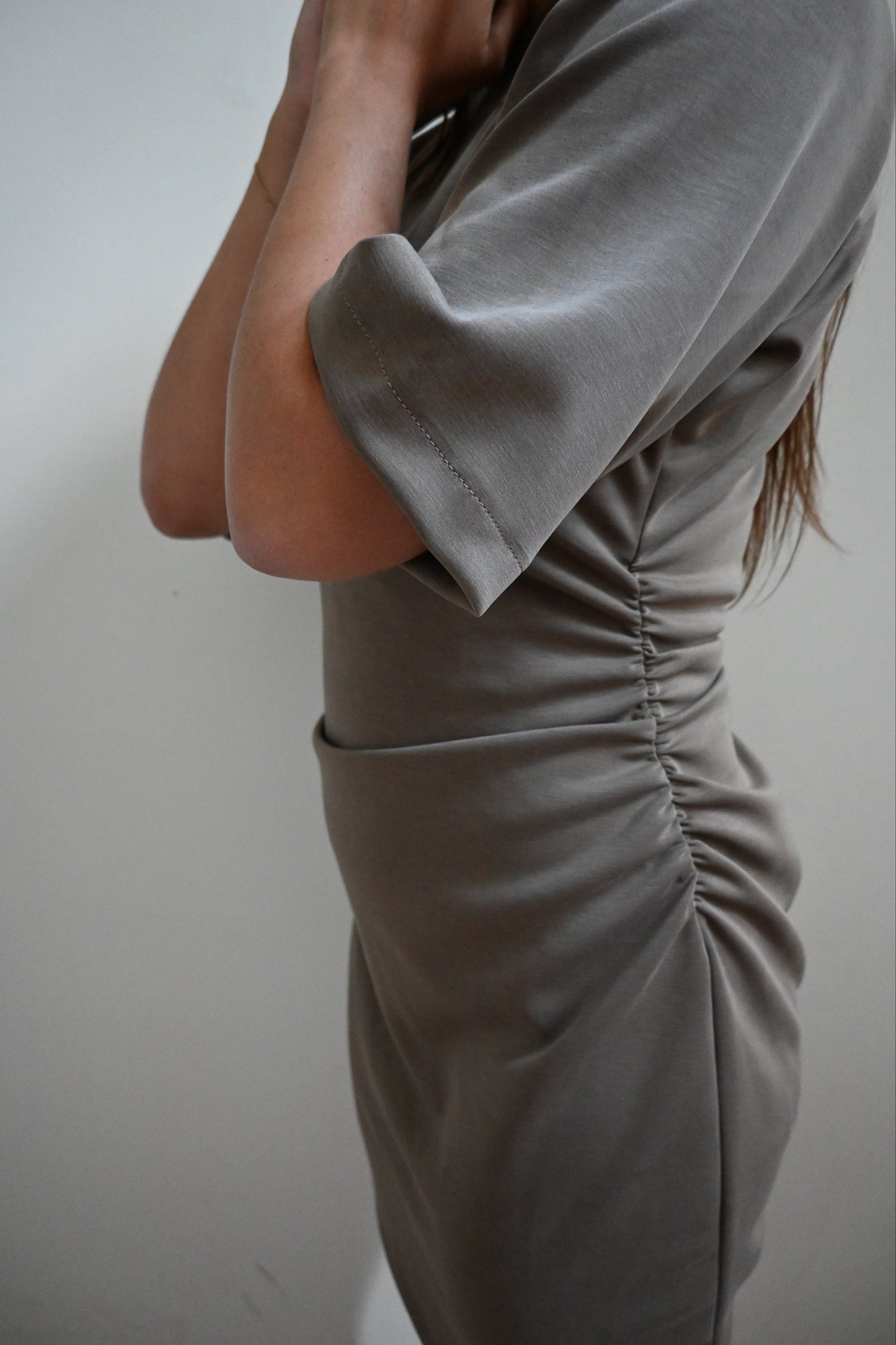 Line dress - brown